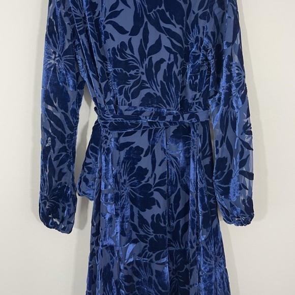 Anthropologie Daniella Velvet Maxi Dress - Picture 7 of 7